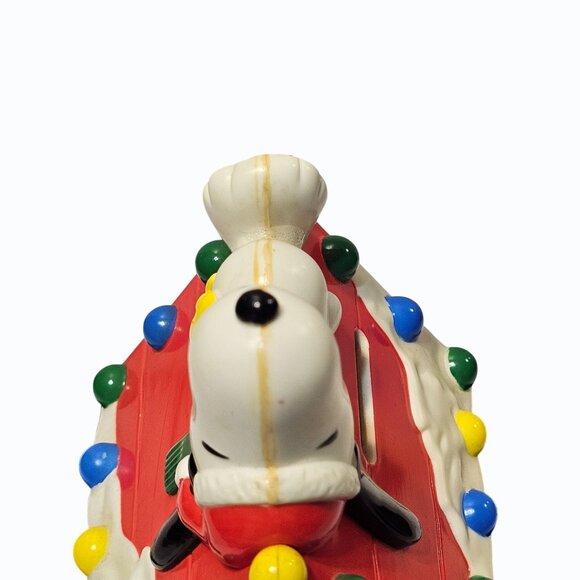 Snoopy Christmas Doghouse Coin Bank By Whitmans Candies Vintage Holiday Decor - Picture 10 of 12